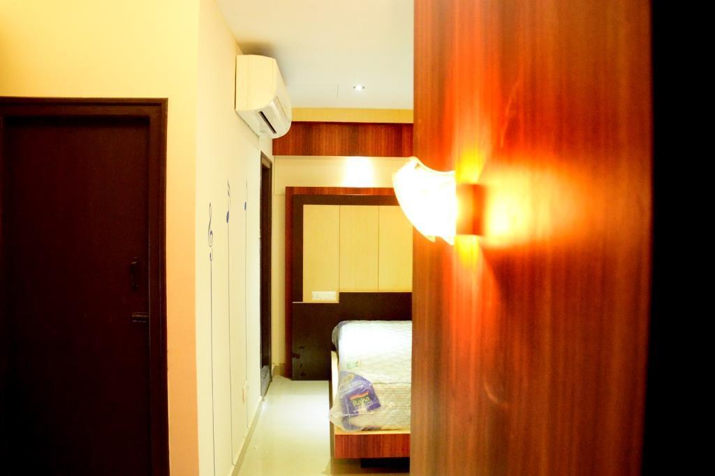 Отель Star Msr Residency Perambalur Экстерьер фото